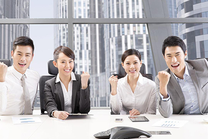 从起诉欠款至判决历时多久？